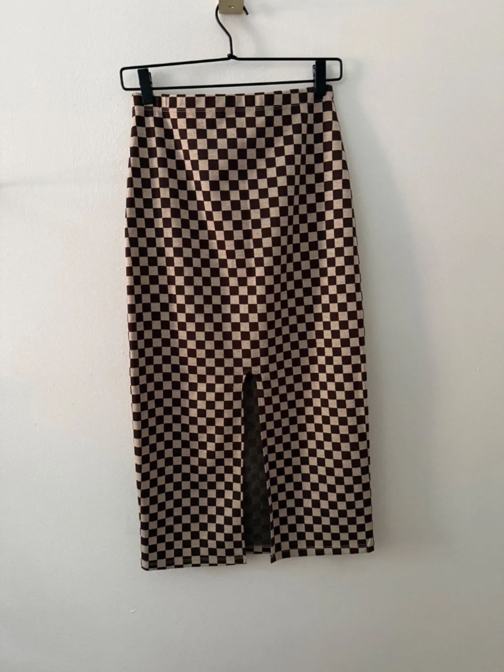 Reformation | Gingham Midi Skirt - Picture 2 of 5